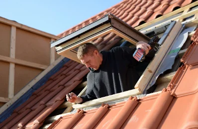 Pose de fenêtres de toit Velux à Sussac